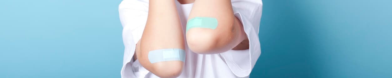 Dispositif médical à usage cutané présenté en environnement clinique